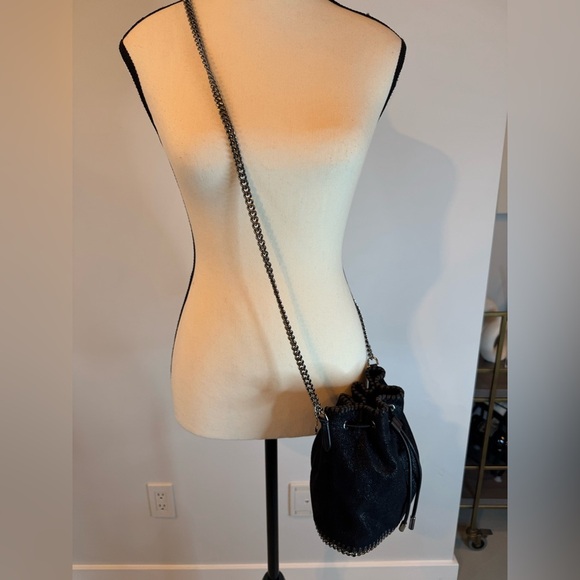 Stella McCartney Vegan Leather Bucket Bag – Black & Silver Sparkle - Picture 4 of 17